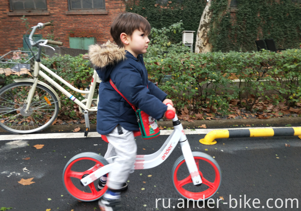 kid balance bike